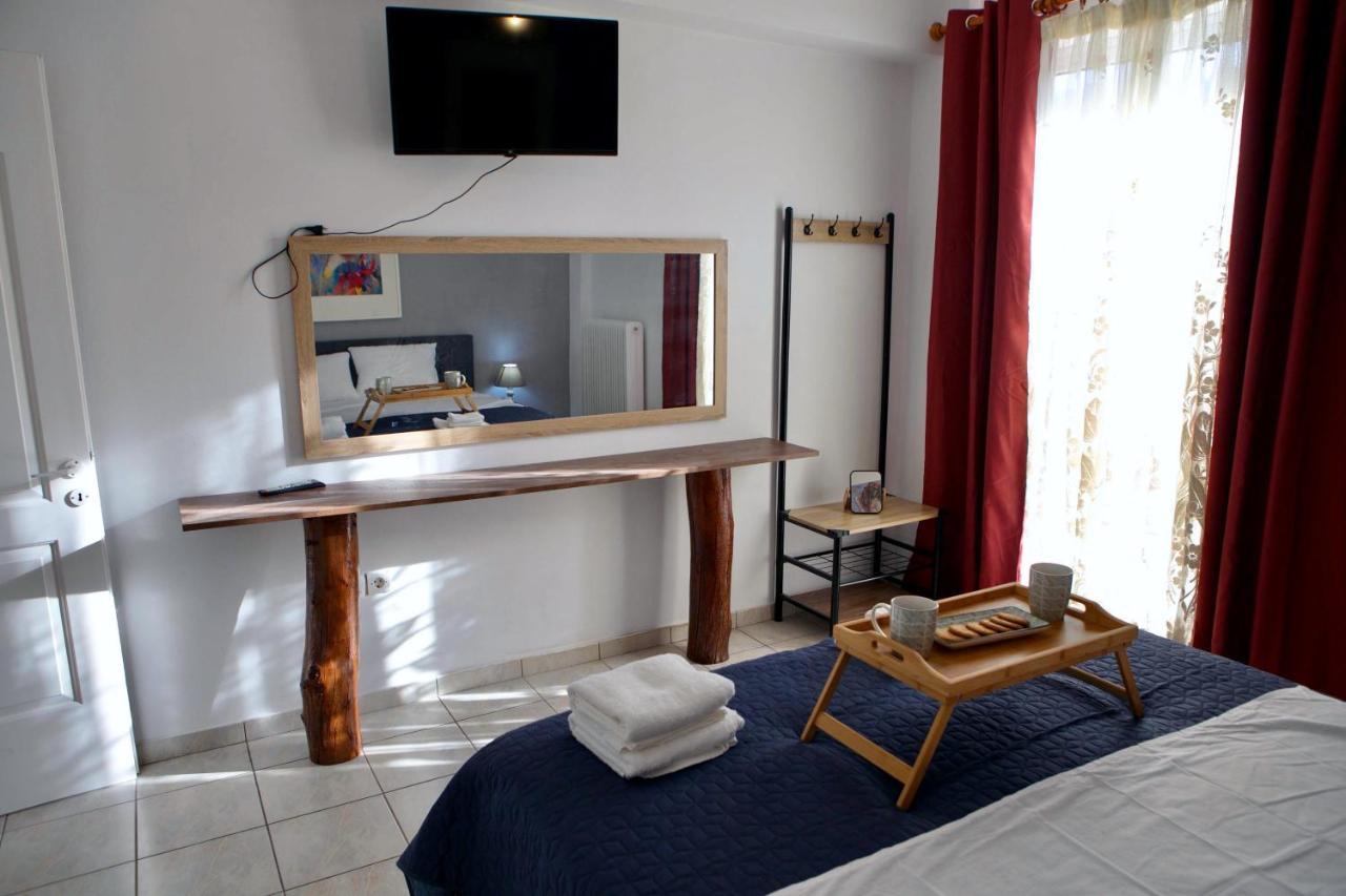 Angelina'S Boutique Suite In Nafplio City Exterior foto